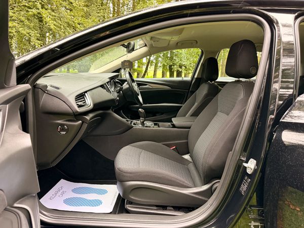 Opel Insignia 2022 Grand 1.5 Diesel 368443737