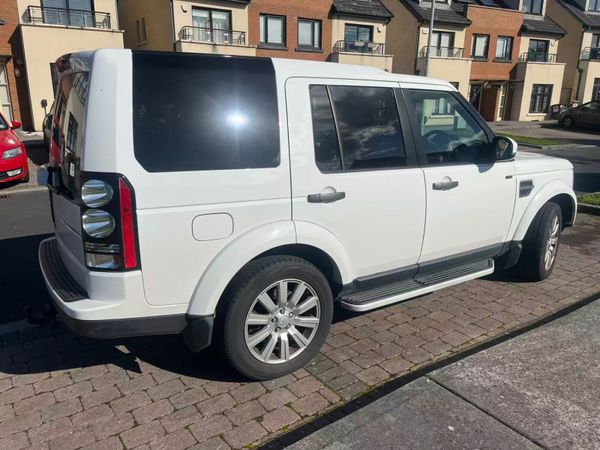 Land Rover Discovery 2016 368458140