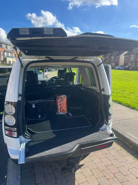 Land Rover Discovery 2016 368458155