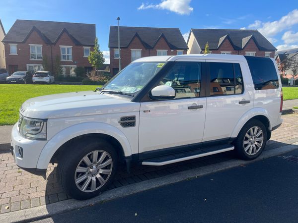 Land Rover Discovery 2016 368458157