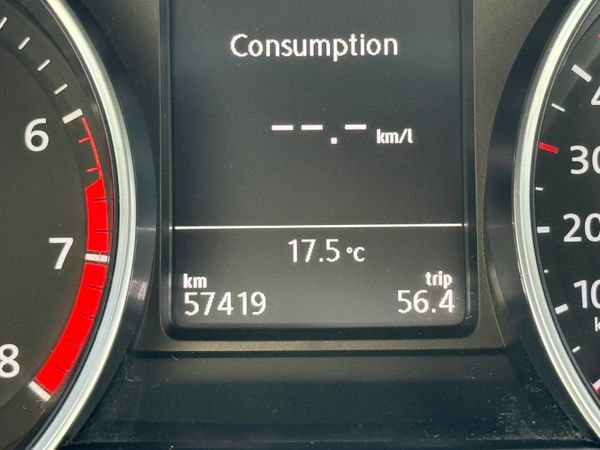 2016 VW Polo 1.2 petrol automatic,35k Miles only 368458981