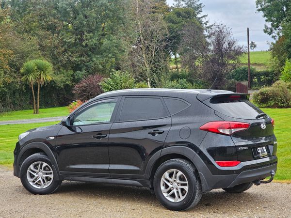 Hyundai Tucson 2017 368459246