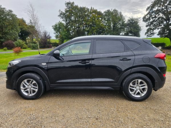 Hyundai Tucson 2017 368459255