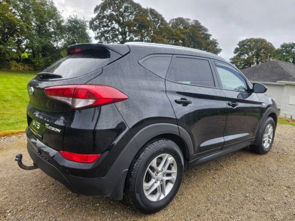 Hyundai Tucson 2017 368459256