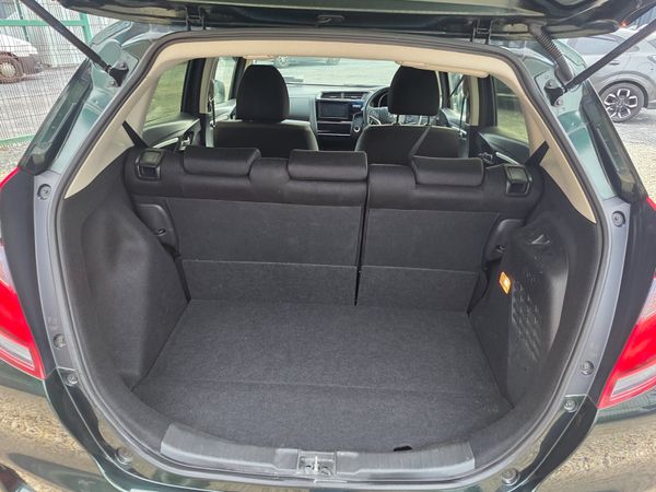 Honda Fit 2019 Hybrid Automatic 🎃 Sale 368464816