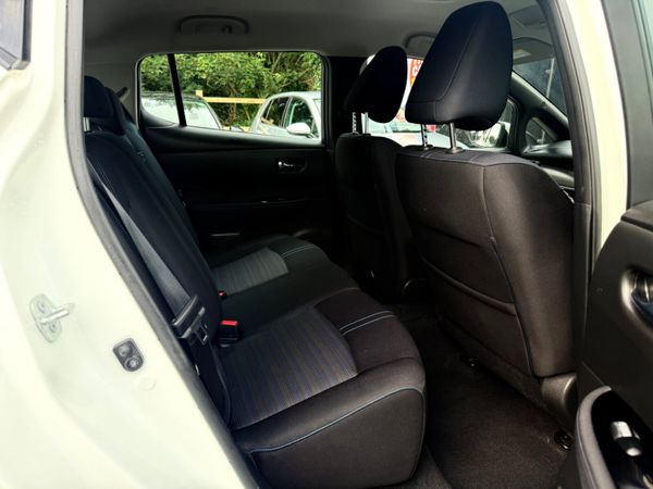 NISSAN LEAF 40KWH ACENTA (6.6KC) Hatchback 368477726