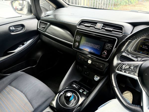 NISSAN LEAF 40KWH ACENTA (6.6KC) Hatchback 368477737