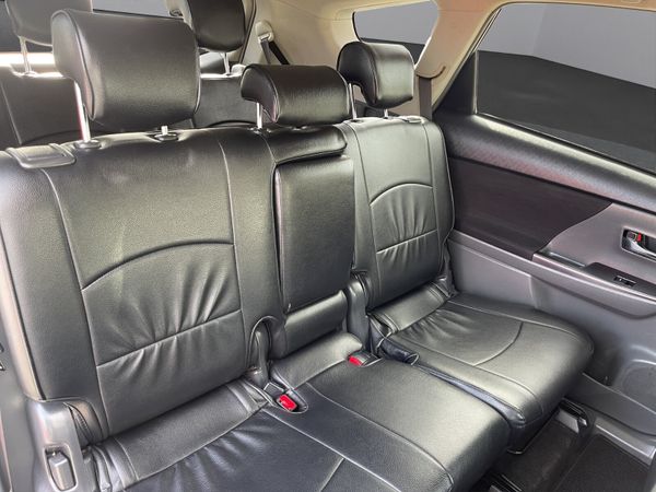 2014 PRIUS HYBRID *7 SEATER* (S57) 368472188