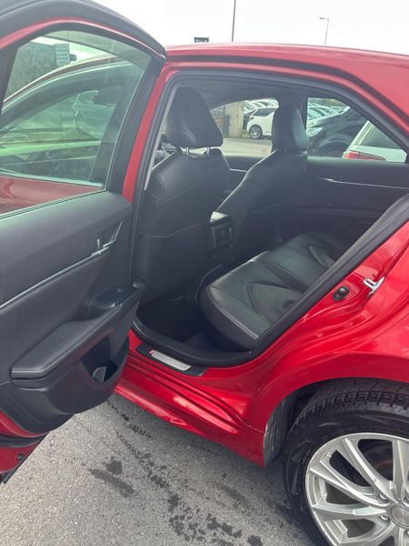 Toyota Camry Leather G Spec 368485019