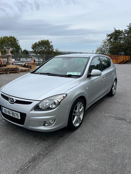 Hyundai i30 368485394
