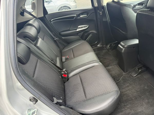 2014 Honda Fit 1.5 Hybrid,Auto ,Low Miles 31K KM 368486721