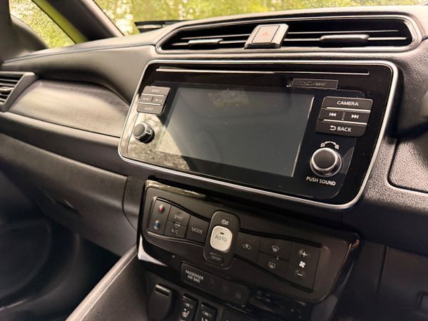 Nissan Leaf 2018 SV Premium 40KW 368489855