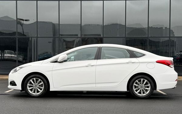 Hyundai i40  Executive Plus 1.7 368489880