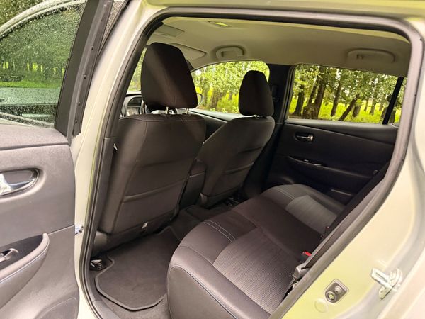 Nissan Leaf 2018 SV Premium 40KW 368489932