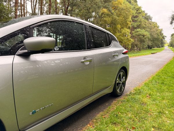 Nissan Leaf 2018 SV Premium 40KW 368490010