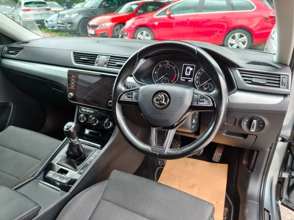 Skoda Superb 2.0 TDI 150bhp Style Estate 368505845