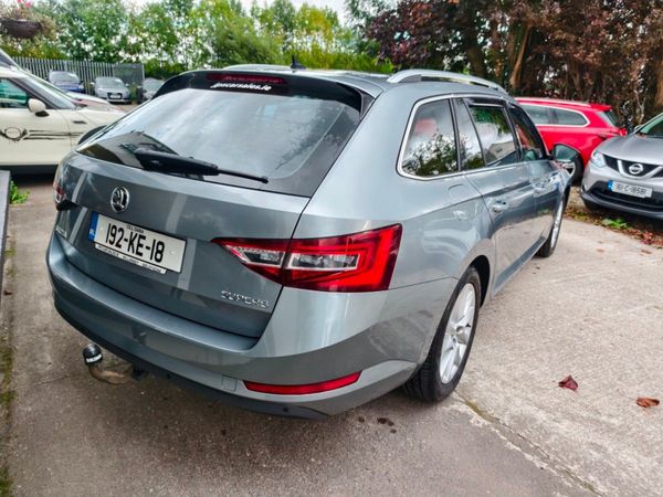 Skoda Superb 2.0 TDI 150bhp Style Estate 368505840