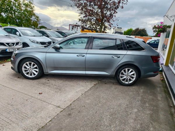 Skoda Superb 2.0 TDI 150bhp Style Estate 368505843