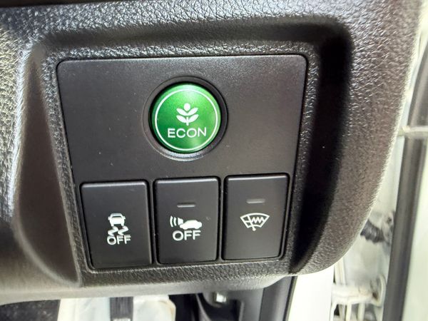 2016 Honda vezel 1.5 hybrid, Auto ,only 54k Miles 368506417