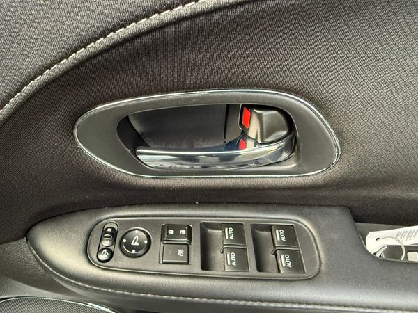 2016 Honda vezel 1.5 hybrid, Auto ,only 54k Miles 368506418