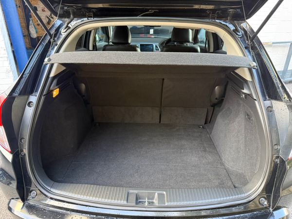 2016 Honda vezel(HRV)1.5 Hybrid automatic 368507815