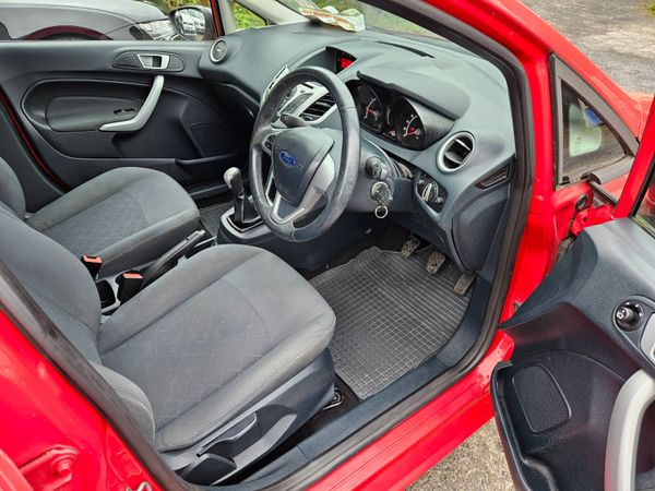 Ford Fiesta 2012 Zetec 1.2 368526795