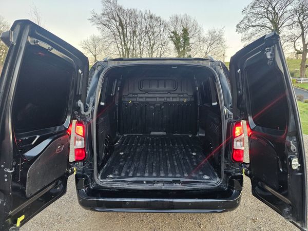 Citroen Berlingo 2019 368534539