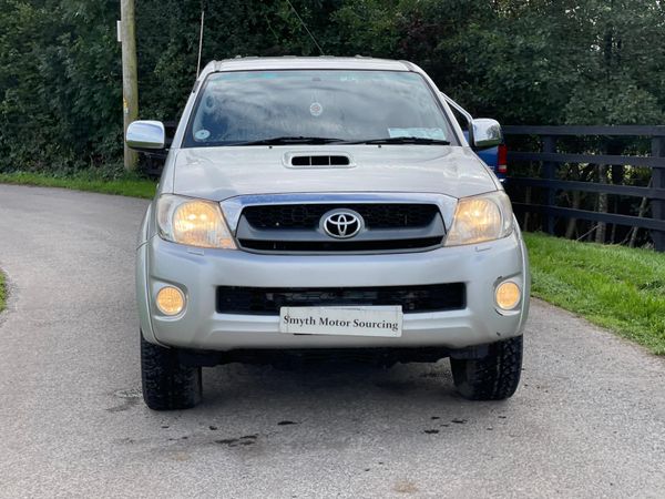 2011 Toyota Hilux 2.5D4D Spotless***** 368535628