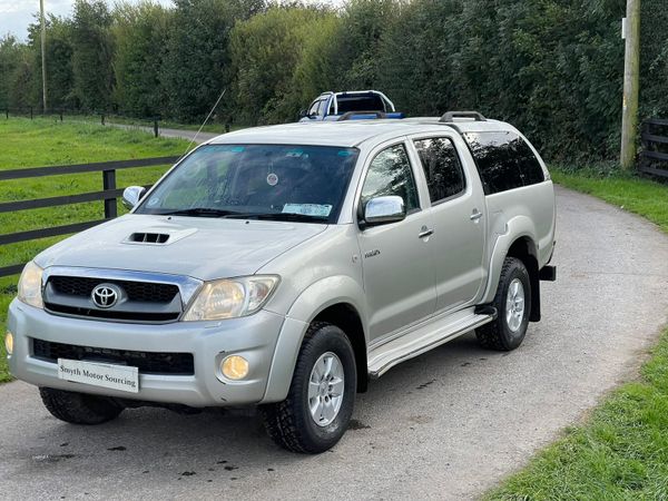 2011 Toyota Hilux 2.5D4D Spotless***** 368535630