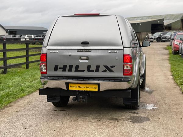 152 Toyota Hilux D4D No Vat***** 368536463