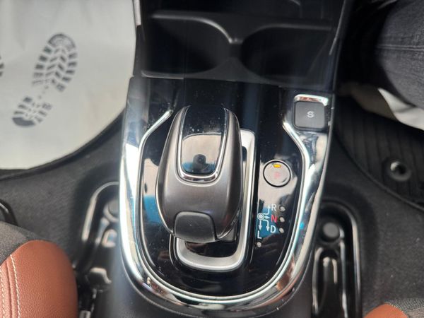 HONDA FIT 2019 PREMIUM LEATHER TOPSPECS 368550898