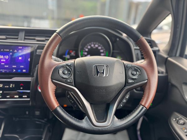 HONDA FIT 2019 PREMIUM LEATHER TOPSPECS 368550906