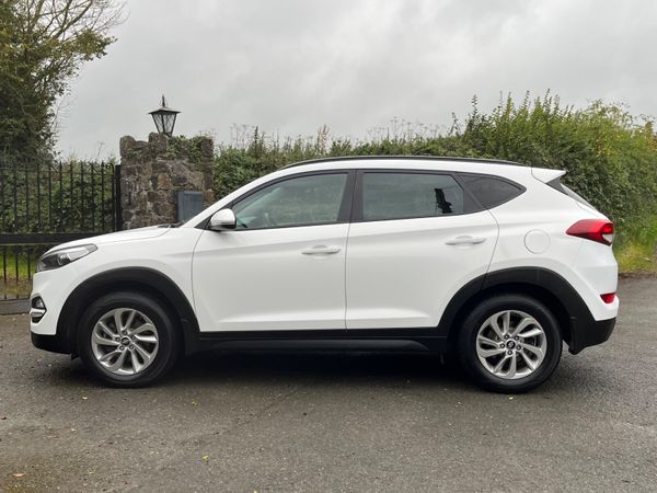 Hyundai Tucson 1.7 D Premium 368561619