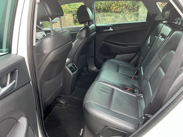 Hyundai Tucson 1.7 D Premium 368561628