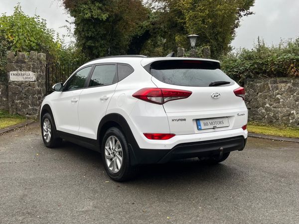 Hyundai Tucson 1.7 D Premium 368561637