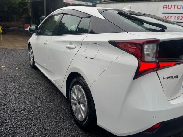TOYOTA PRIUS 2022 HYRBID AUTOMATIC 368588805