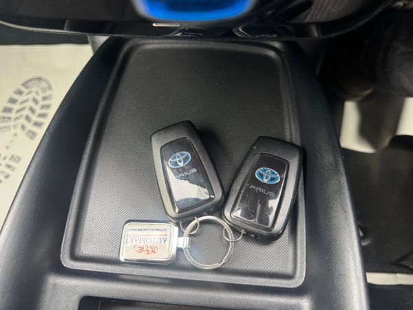 TOYOTA PRIUS 2022 HYRBID AUTOMATIC 368588825