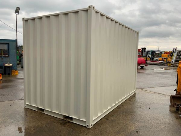12 x 8  STORAGE SHIIPING CONTAINER...7442. 368589762