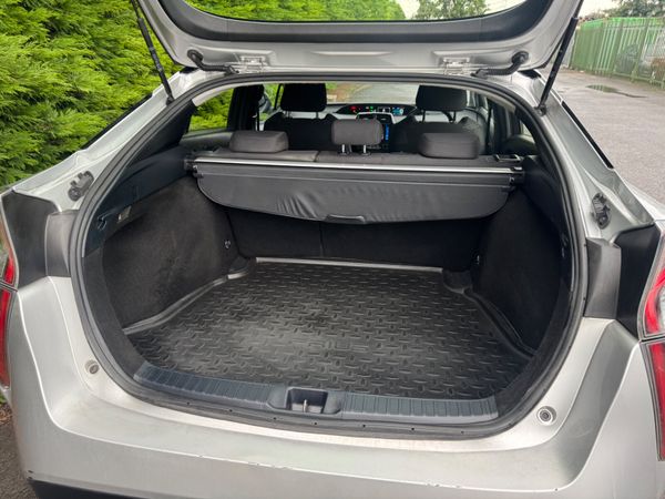 Prius 1.8 Hybrid Luxury ***NEEDS BODY REPAIR *** 368590330