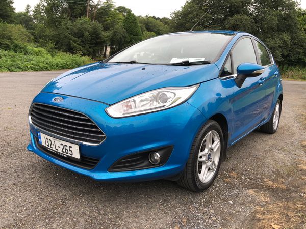 Ford Fiesta 2013 368615567