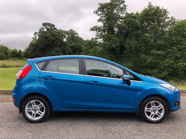 Ford Fiesta 2013 368615562