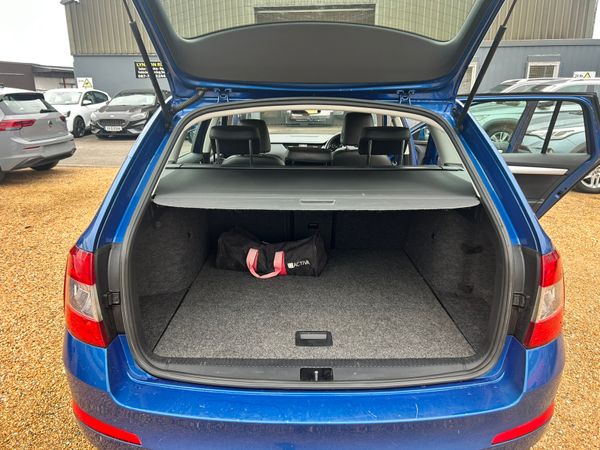 Skoda Octavia elegance 1.6TDI 368631440