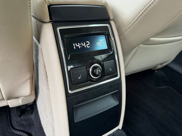Skoda Superb Elegance Great Spec! 368656773