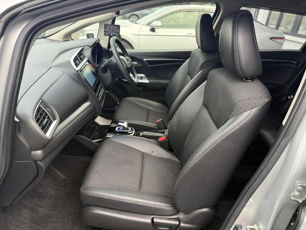 2014 Honda Fit 1.5 Hybrid,Auto ,Low Miles 31K KM 368668054