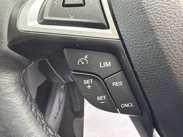 Ford Galaxy 2018 Zetec TDCI 150 PS 368669853