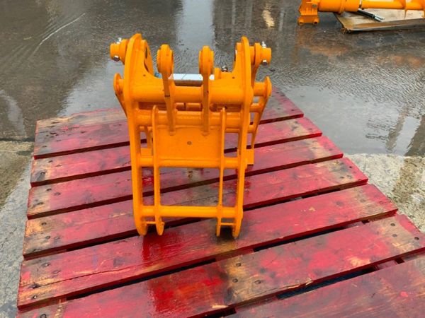 5 TYNE  MINI DIGGER MANUAL GRAPPLE.........530 368660079