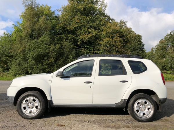 Dacia Duster 2015 ONLY 83k ! 368671109