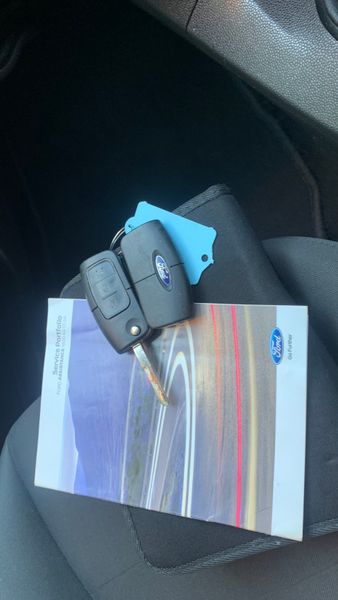 Ford Fiesta Zetec  Nct 04/27 ! 368680908