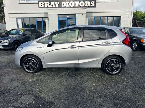 2016 HONDA FIT PETROL HYBRID AUTO LOW KMS 368690562