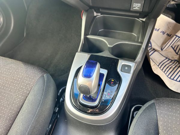 2016 HONDA FIT PETROL HYBRID AUTO LOW KMS 368690585